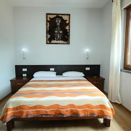 Hotell Eposi Shkodër