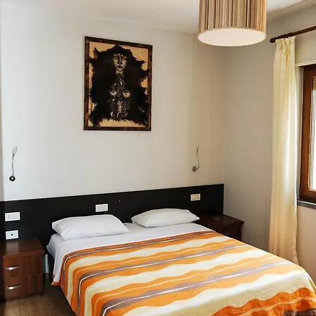 Hotell Eposi Shkodër